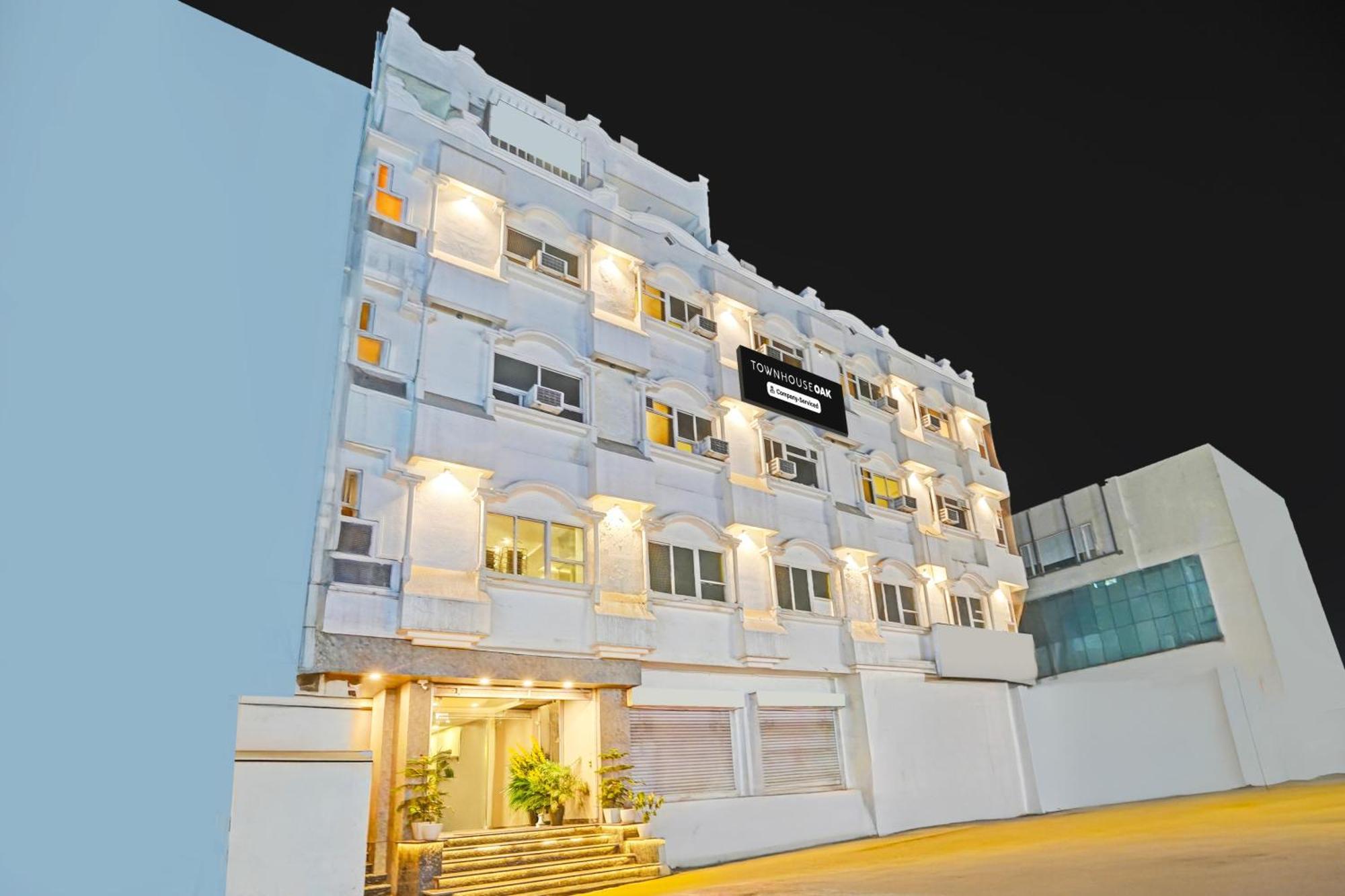 Townhouse Oak Nirman Nagar Mansarovar ジャイプール エクステリア 写真