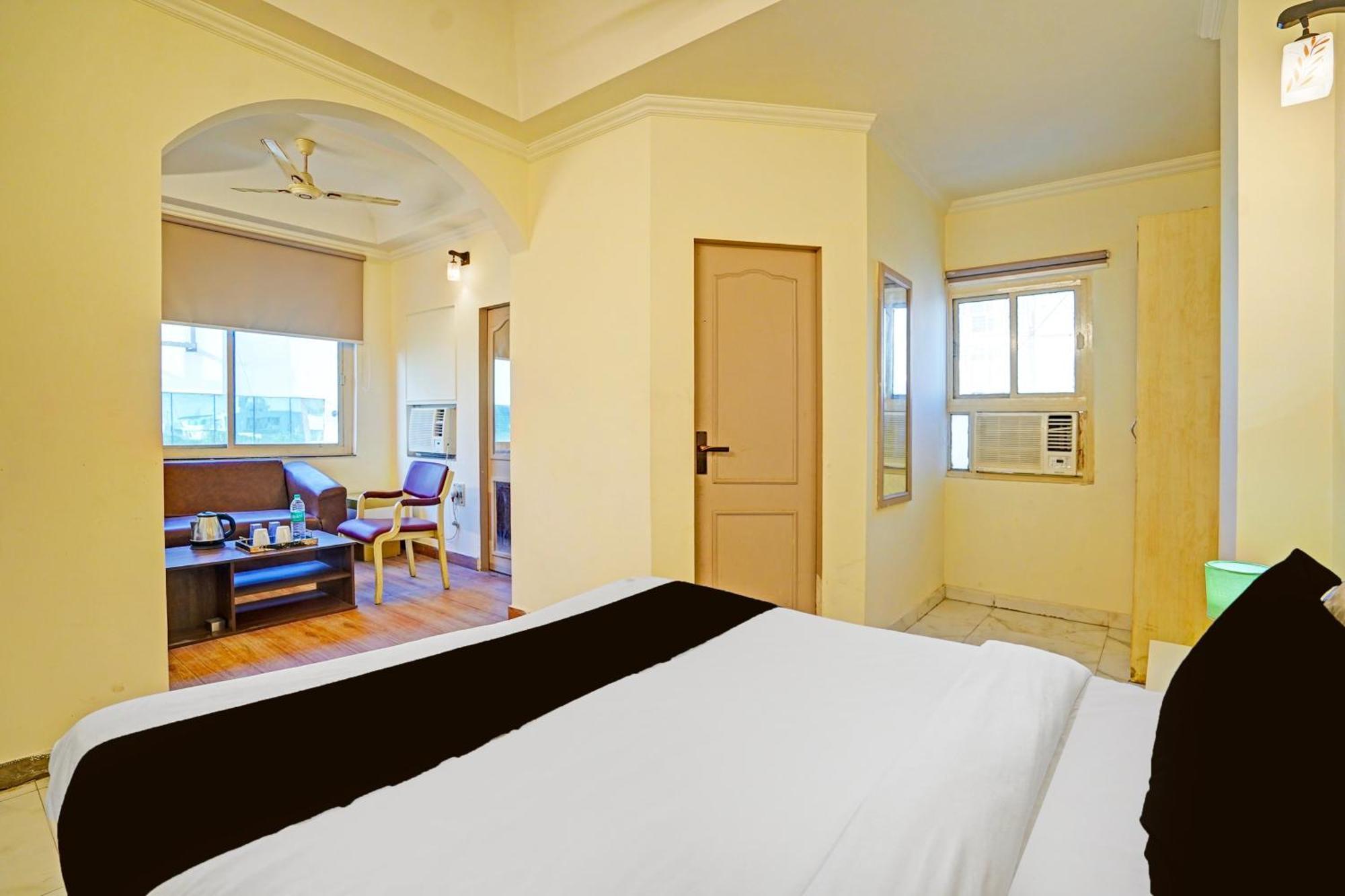 Townhouse Oak Nirman Nagar Mansarovar ジャイプール エクステリア 写真