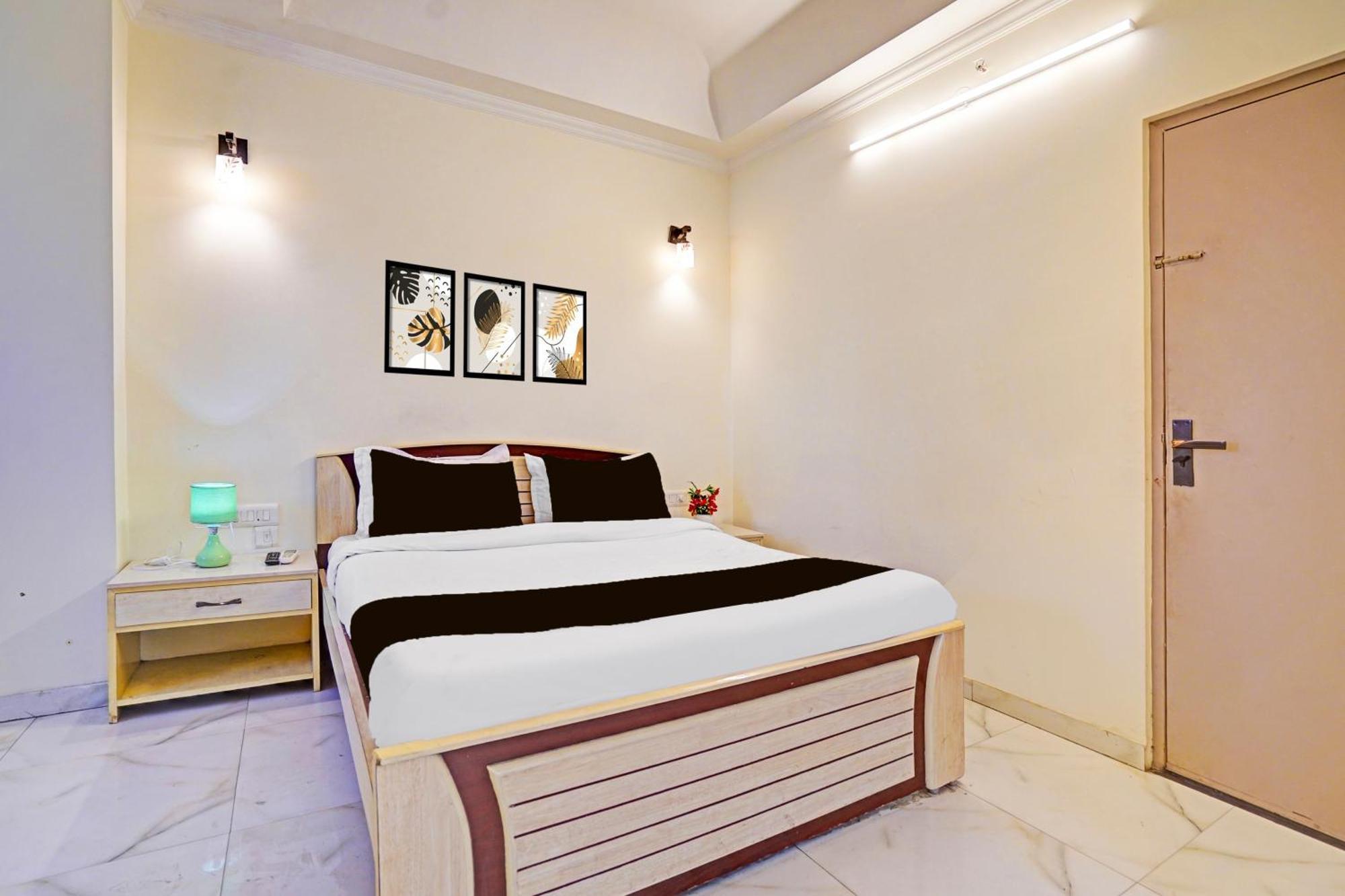 Townhouse Oak Nirman Nagar Mansarovar ジャイプール エクステリア 写真